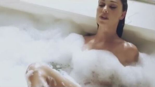 Belen Rodriguez: testimonial nuda su Instagram