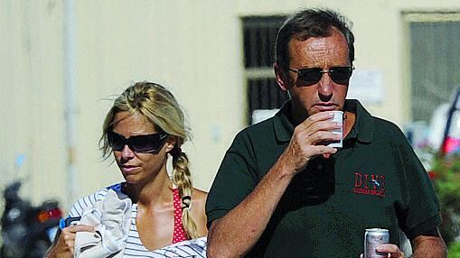 Dal 2008 nove agenti passano l'estate a Orbetello. La spola da Roma costerebbe meno
