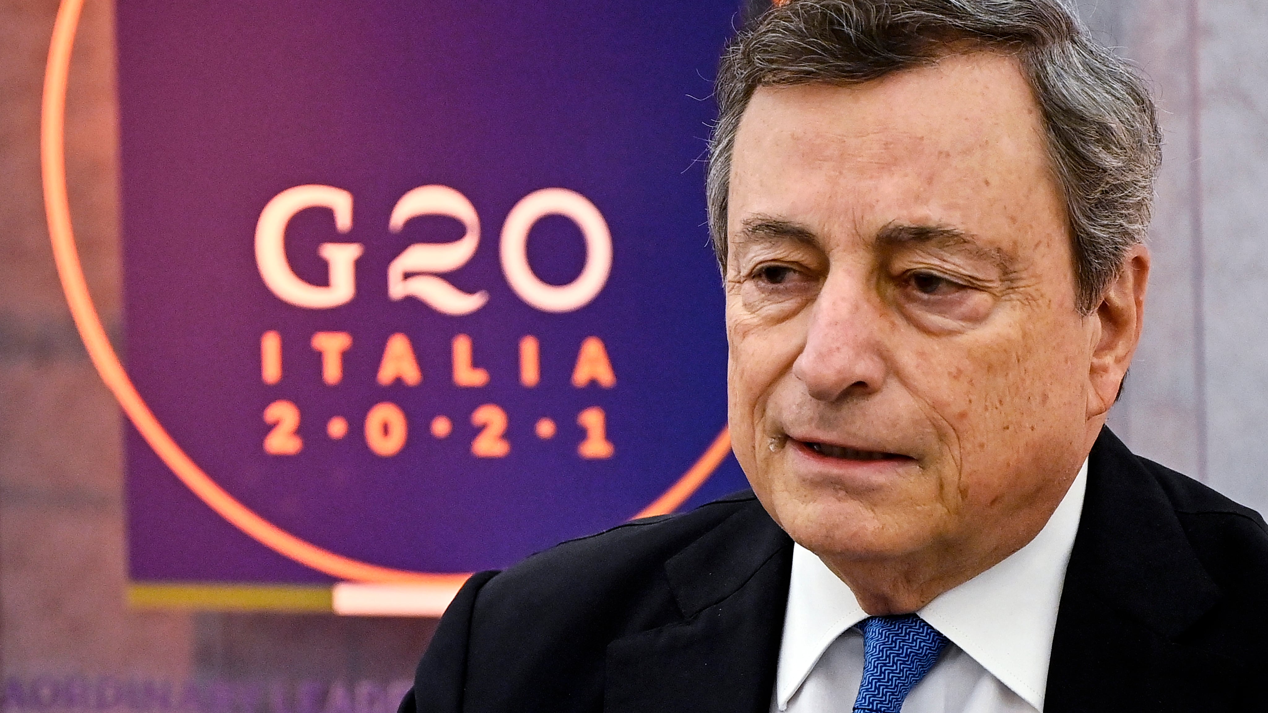 Vince il pragmatismo di Mario. Dare le carte ed evitare migranti