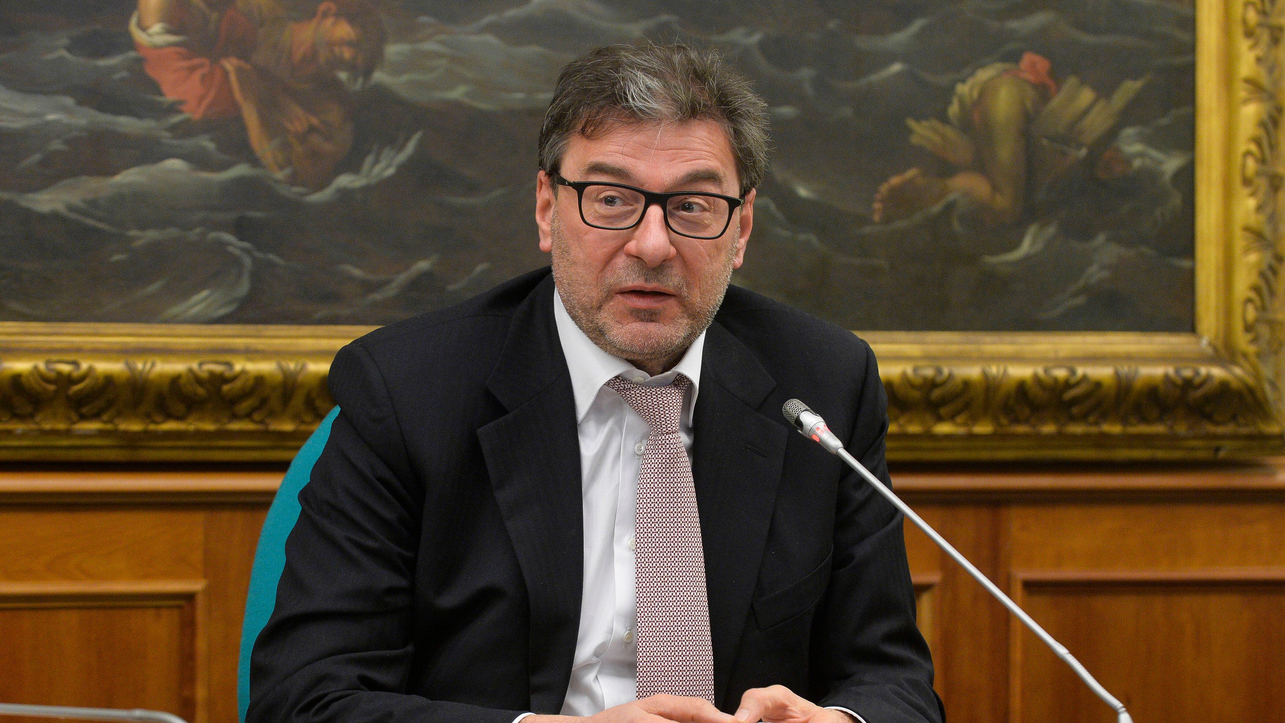 "Bollette, il Paese rischia di fermarsi"