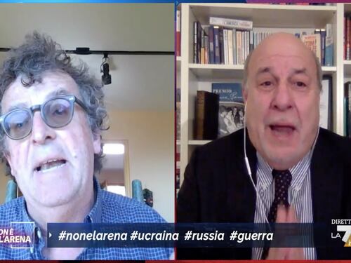 "È un burattino", "Propaganda". Botta e risposta a Non è l'arena