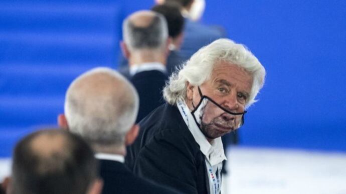 "Le scuse sarebbero apprezzate...". Bordate contro Grillo