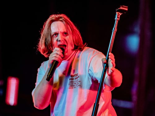 Sui social vincono i belli. Nel pop chi ha talento