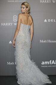 Melissa Satta, Chiara Ferragni e le altre: sexy per AmfAR 2017 3