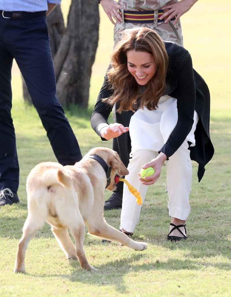 William e Kate al Centro di Addestramento per cani anti-mine 5