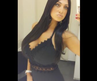 Marika Fruscio nuda e procace su Twitter 14