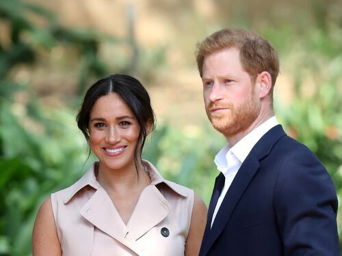 Meghan Markle e l’abito da lutto in valigia