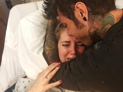 Chiara Ferragni regala ai fan la prima foto del piccolo Leone