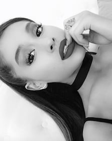 Il lato sexy di Ariana Grande 10