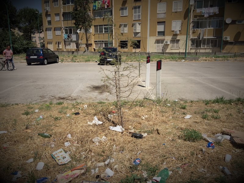 Quei bambini dimenticati dallo Stato: l'infanzia al Parco Verde di Caivano   4
