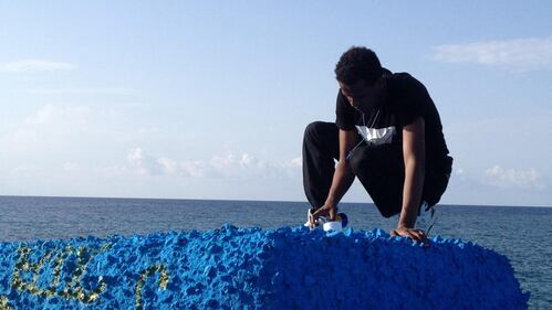 Lampedusa, commozione al molo 2