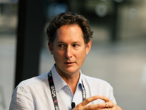 Elkann: “Convinti di Ferrari Luce. E l’IA è solo agli albori”