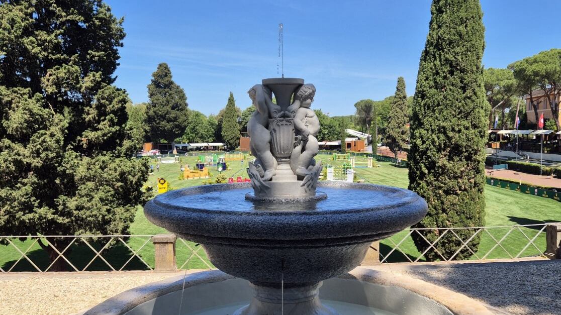 Dal furto del 1983 alla rinascita. La Fontana dei Pupazzi torna a risplendere