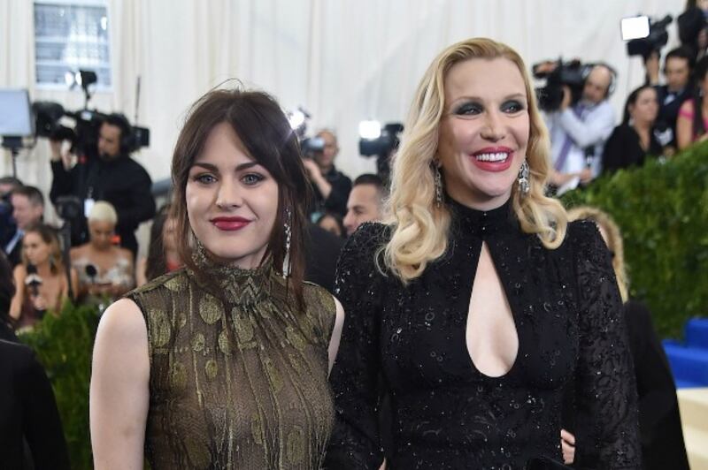 Frances Bean Cobain, le foto della figlia d'arte 9