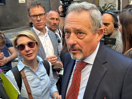 "Toti vuole vedere Lupi e la Lega ma non per dare le dimissioni"
