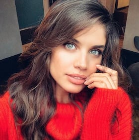 Sara Sampaio, l'angelo sexy in costume 11