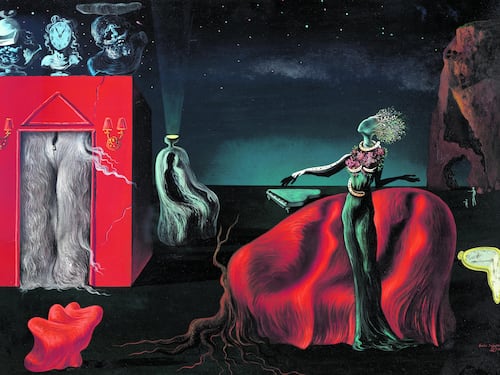 “Dalí e la moda” a Palazzo Reale. L’abito dialoga con il Surrealismo