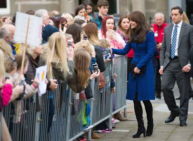 Kate Middleton, bella e glam in blu in Scozia 4
