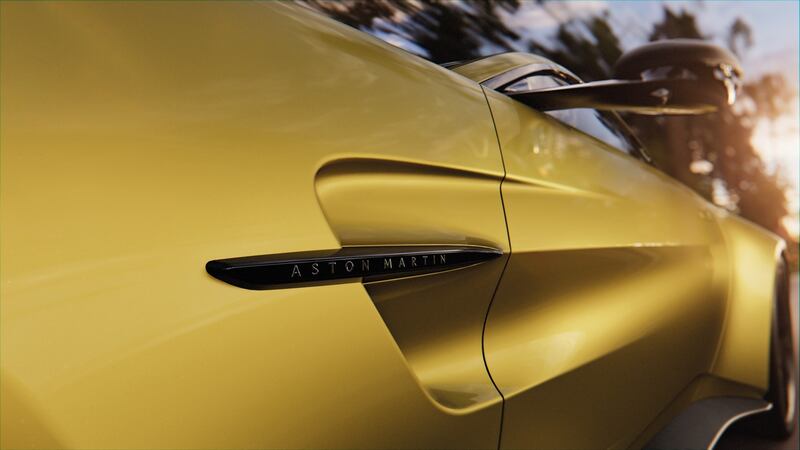 Nuova Aston Martin Vantage, guarda tutte le foto 10