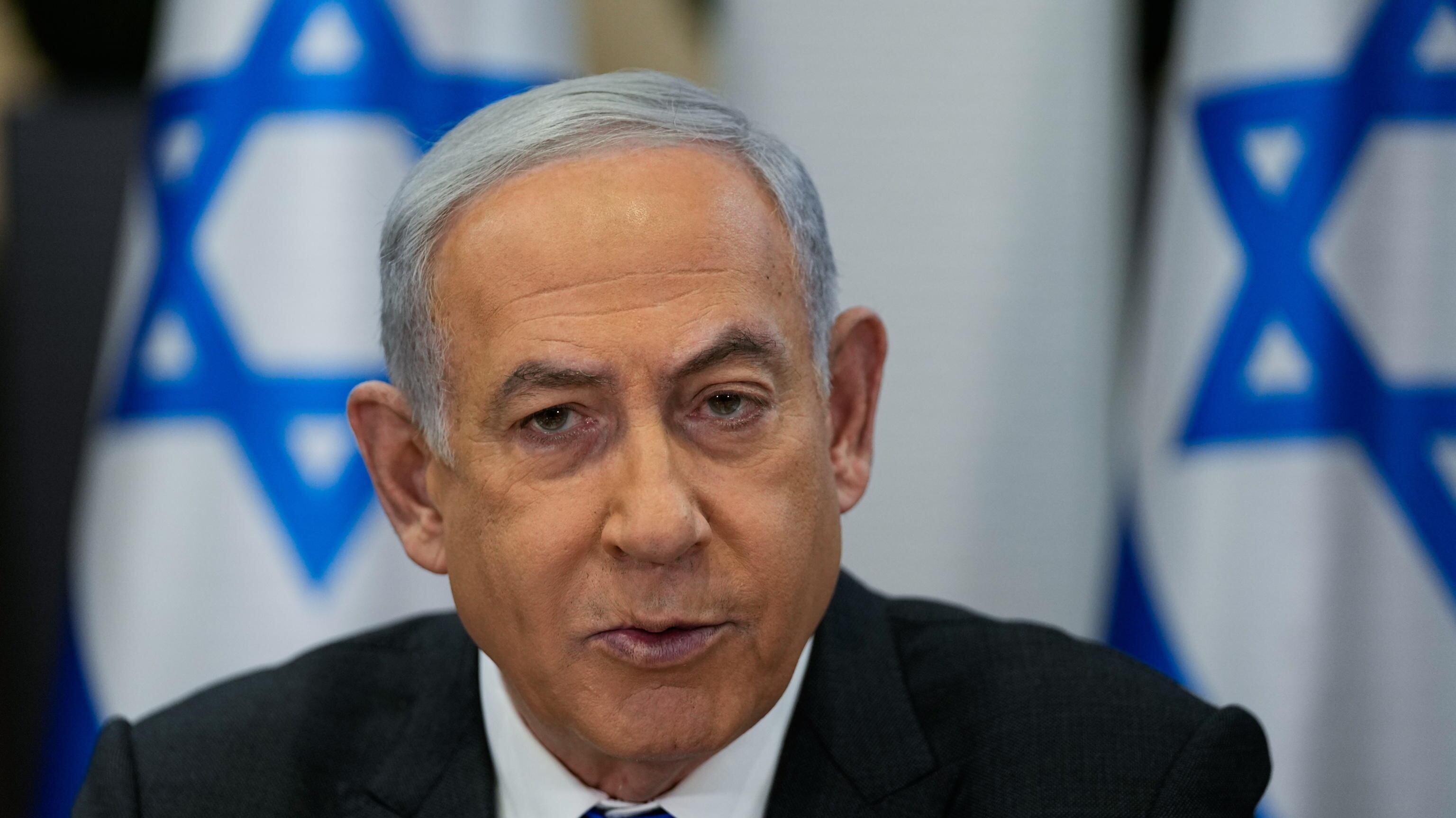 "Bibi" contestato. L'opposizione invita il ministro Gantz a lasciare il governo