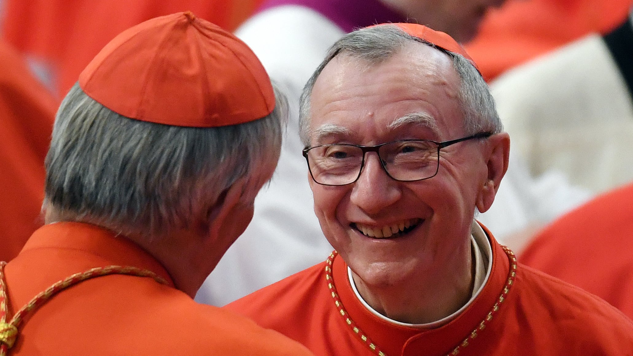 Nei giorni più difficili del Papa cresce il ruolo della Segreteria di Stato