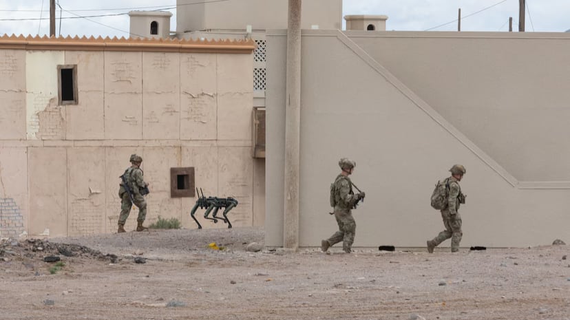 Il Pentagono vara il "Project Convergence": così gli Usa preparano la guerra cyborg