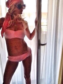 Justine Mattera, topless su Instagram 29