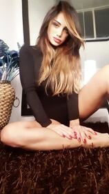 Marika Fruscio, scollatura da brivido 7
