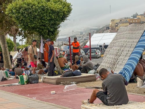 “Se affonda Ceuta, affonda l’Europa”. Il monito del presidente dell’exclave. Arrestato un altro marocchino per stupro