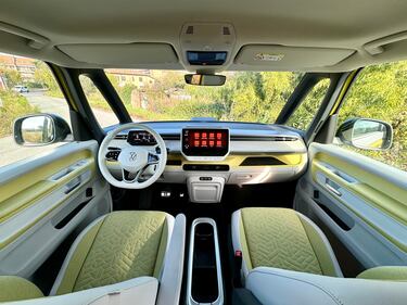 Volkswagen ID.Buzz, guarda la gallery del nuovo VAN 100% elettrico 19