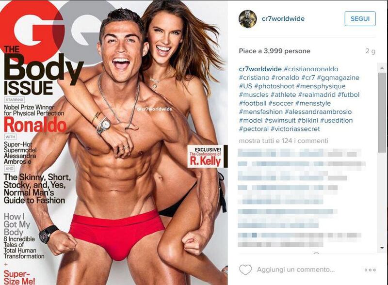 Due fisici perfetti: le pose hot di Ronaldo e della Ambrosio 1
