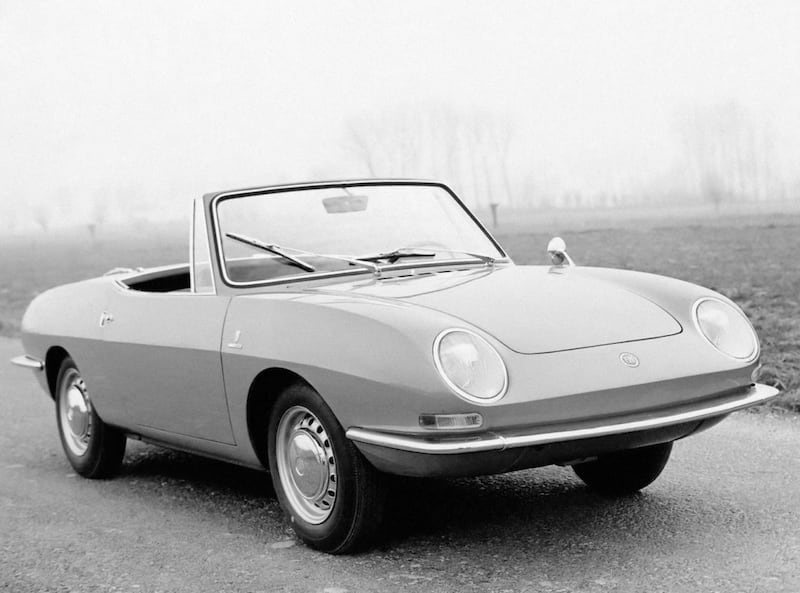 Fiat 850 Spider, guarda gallery 9