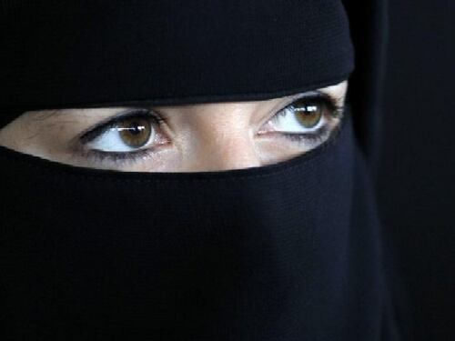 L'Onu condanna la Francia: "Divieto del velo islamico va abolito"