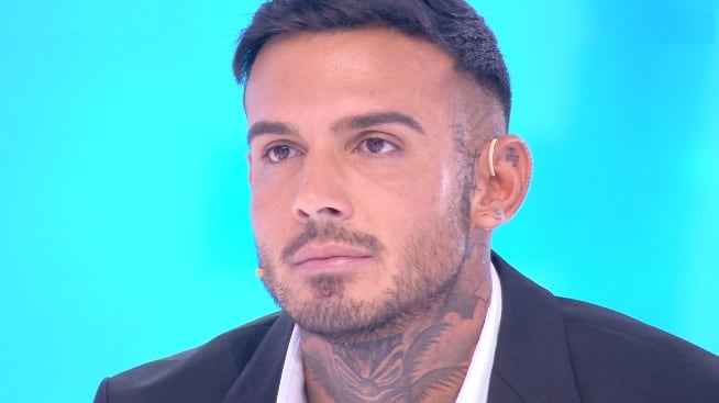 L'ex moglie di Lucas Peracchi durissima: "Mi sono rifatta una vita, ma se parlassi..."