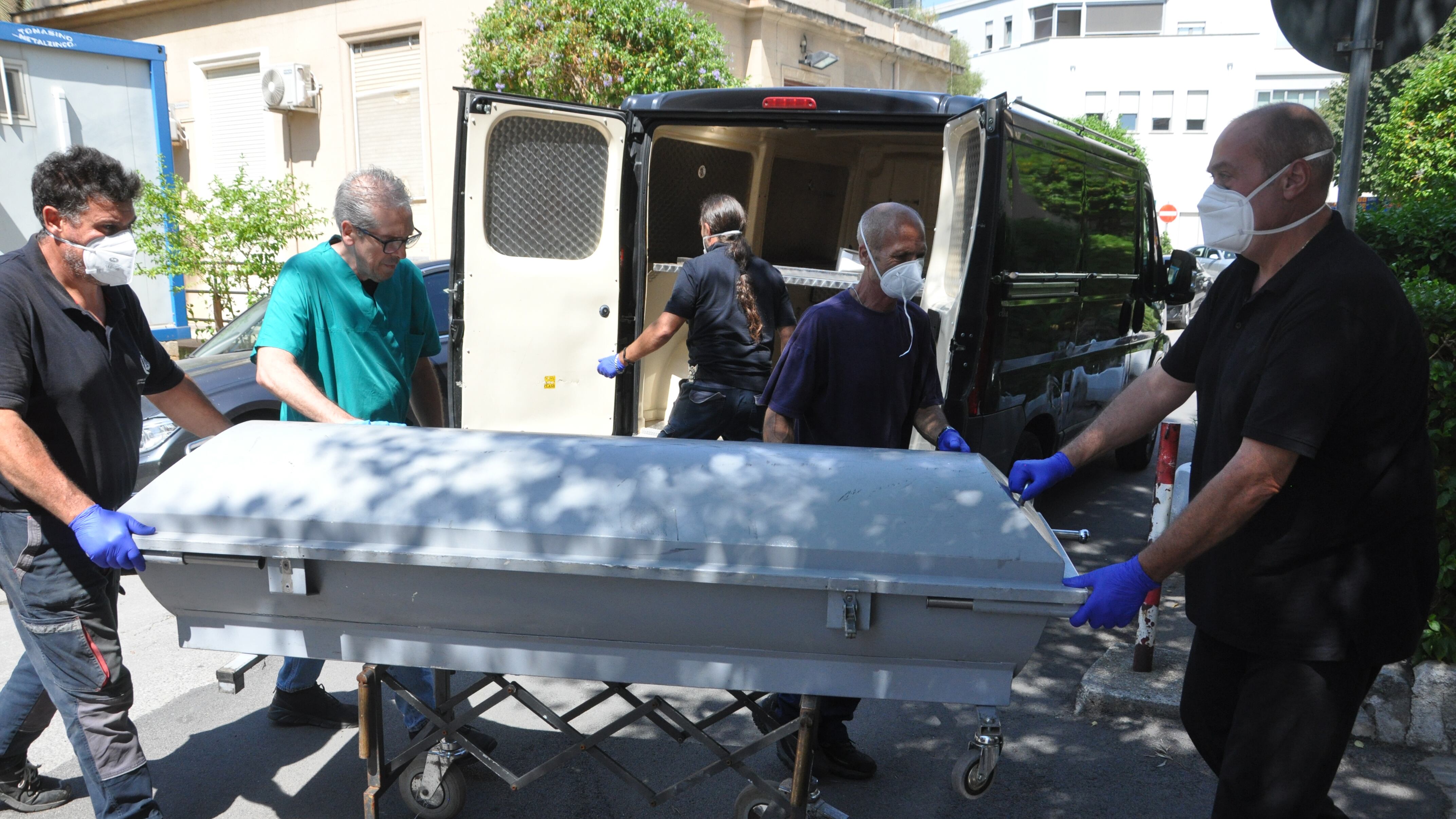 Naufragio Bayesan, l'autopsia sui coniugi Morvillo: morti per annegamento