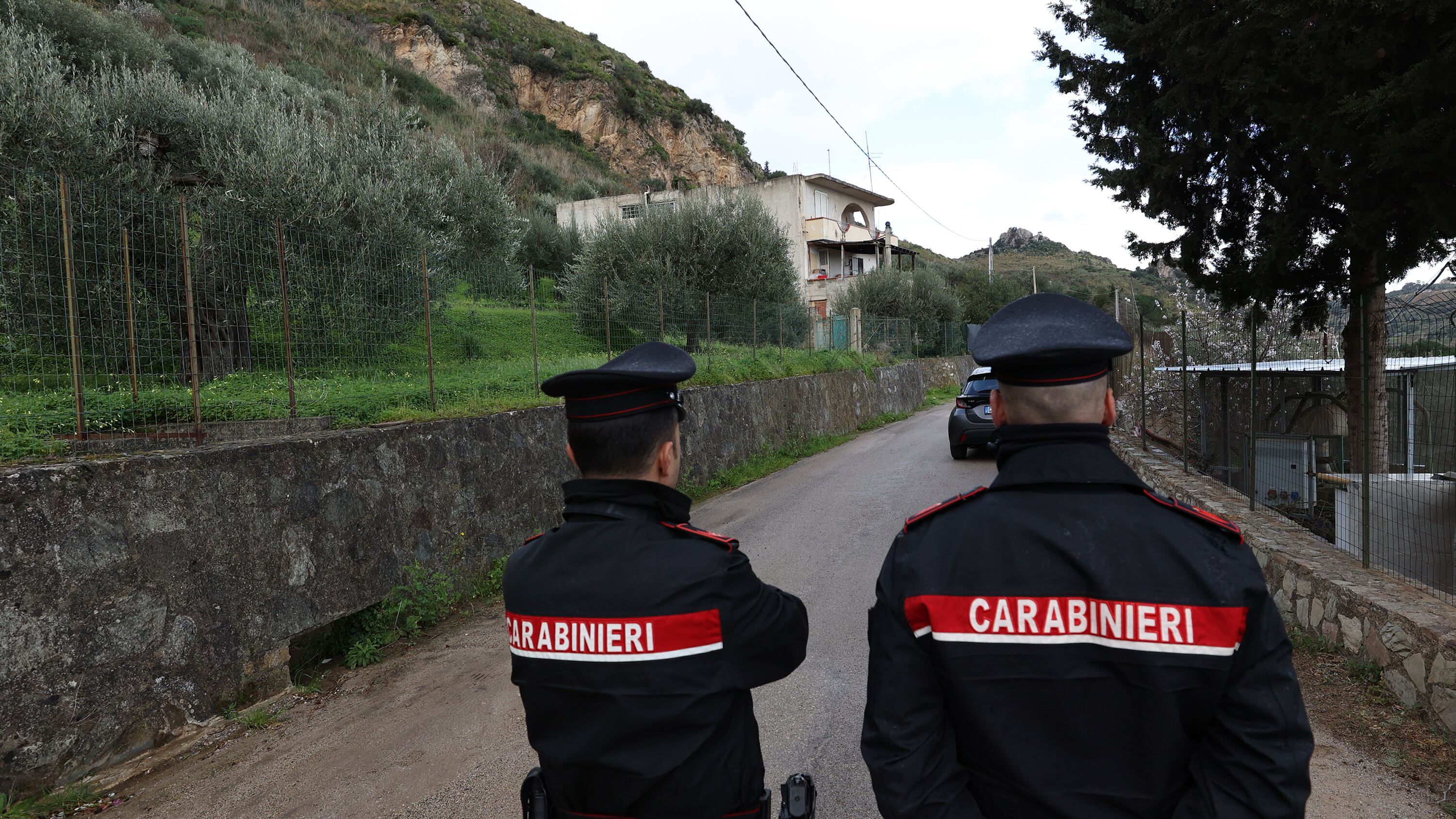 "Partecipò alle torture". Indagata anche la 17enne per la strage di Palermo