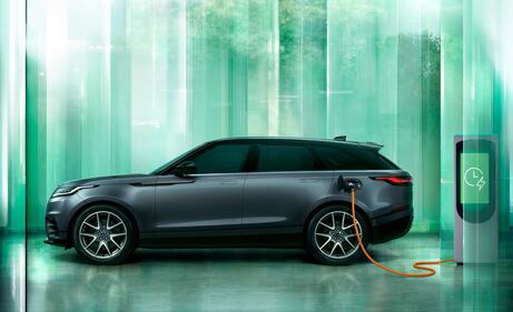Nuova Range Rover Velar: ecco le foto 7