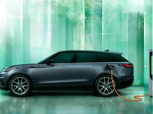 Nuova Range Rover Velar: ecco le foto