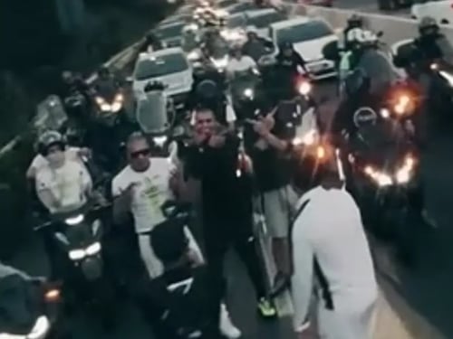 Bratan e il video sulla Milano-Meda bloccata: per le autorità è un pericolo pubblico, arriva l’espulsione
