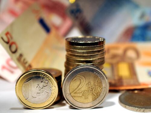 Codacons, con l'euro prezzi aumentati del 59%
