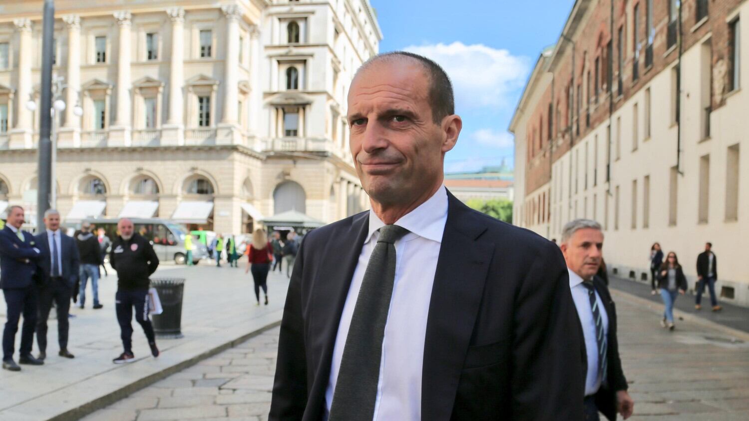 Allegri sullo United: "Non parlo bene inglese ma sto imparando"