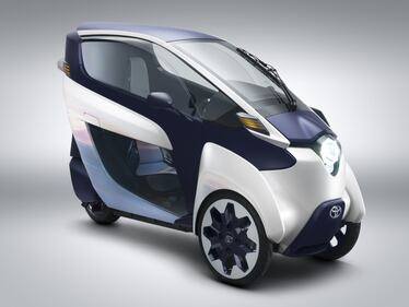 Toyota i-Road, auto e moto si incontrano 7