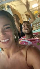 Diletta Leotta, festeggia i 28 anni con un pazzo pool party 5
