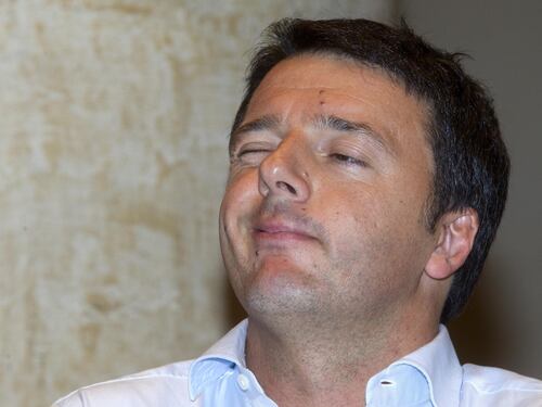 Renzi ha le traveggole: "Tagliare le tasse è di sinistra"