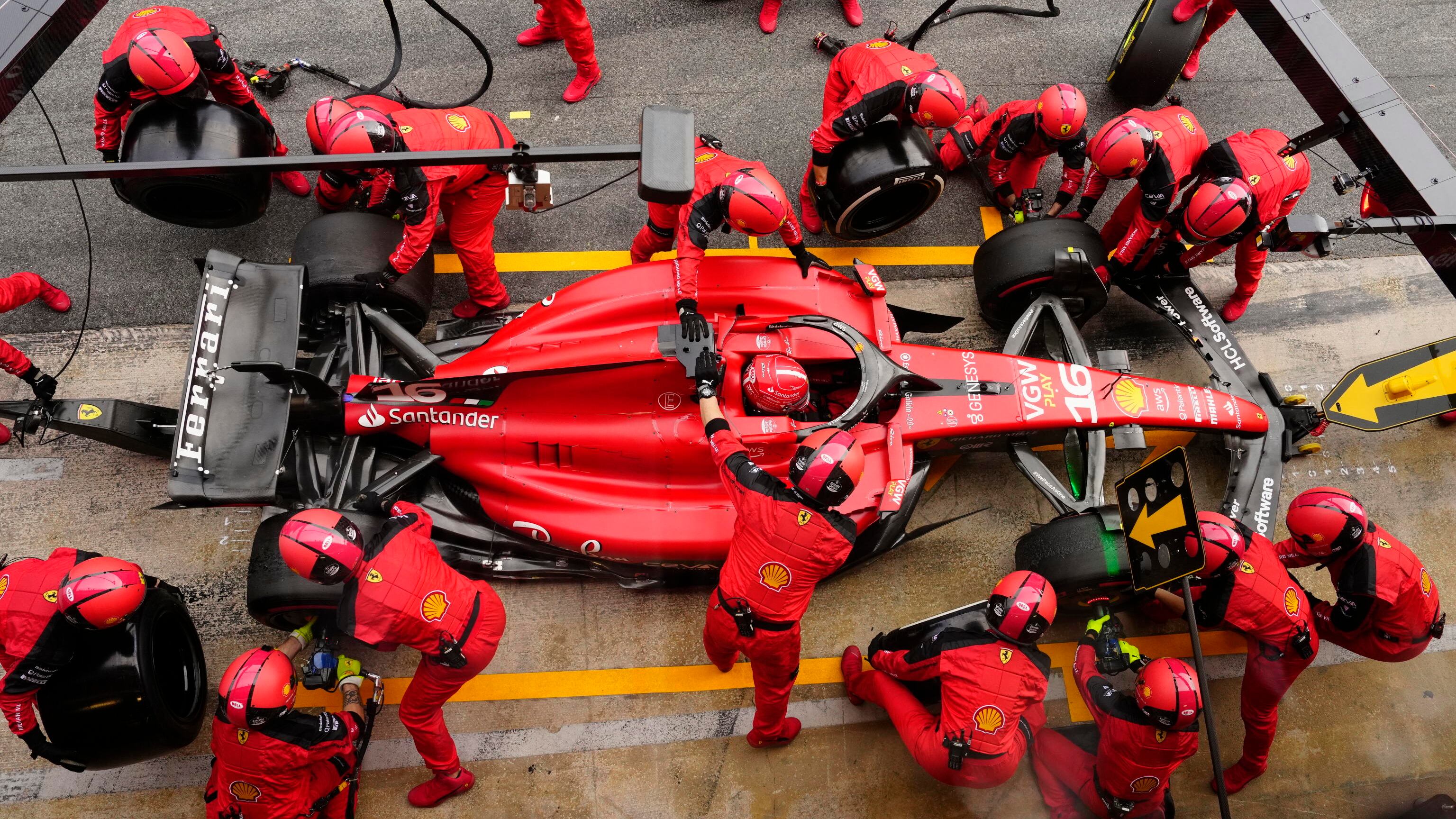 "Non ci capiamo nulla". La nuova Ferrari è come quella vecchia
