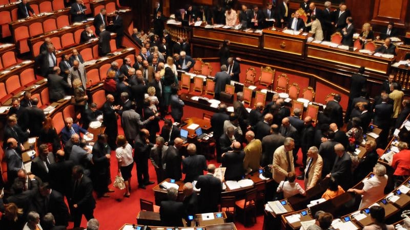 Riforme, Pd e Idv abbandonano l'Aula