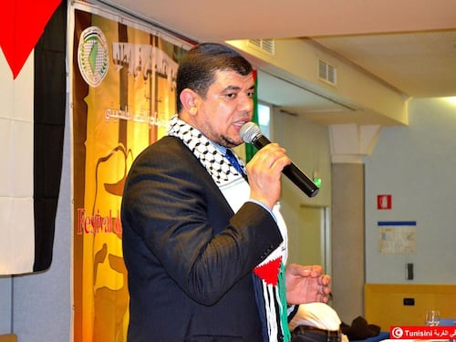 A Torino le toghe liberano l'imam Shahin e la sinistra già esulta