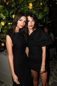 Emily Ratajkowski e le altre: le più sexy a Parigi 6