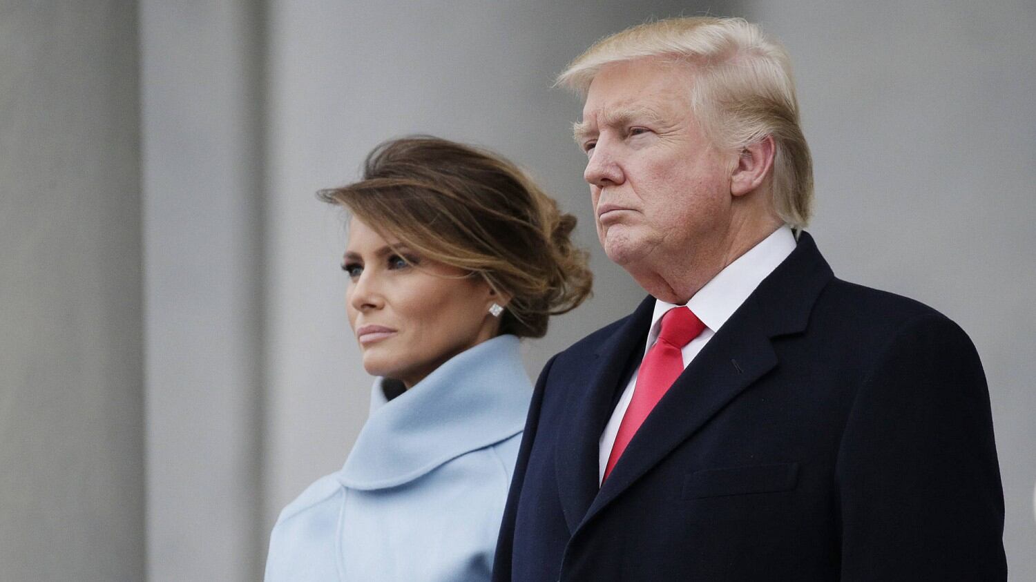 "Pianti, insulti e paranoia". Ora Bannon spara a zero su Trump