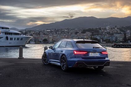 Audi RS6 Performance 2023: guarda la gallery del primo contatto 20